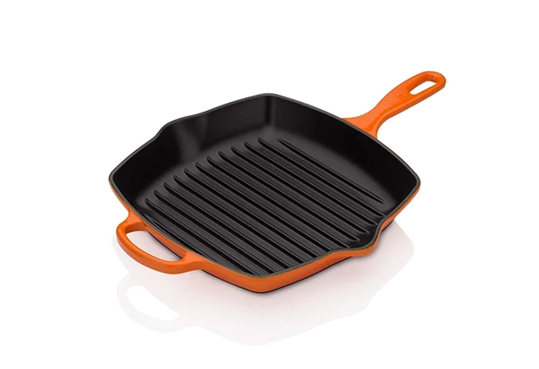 square stackable saucepans